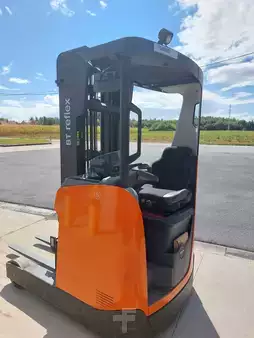 Reach Trucks 2022  Toyota RRE140H (2)