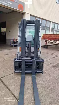 Treibgasstapler 2018  Still RX70-30T (2)