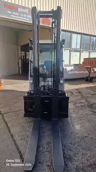 LPG Forklifts 2017  Still RX70-25T (2)