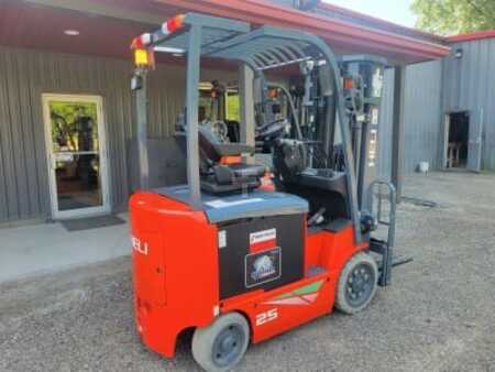 4 Wheels 2023  Heli CPD25-GA2C (1)