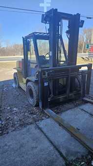 4 Wheels 2007  Hyster H155XL2 (1)