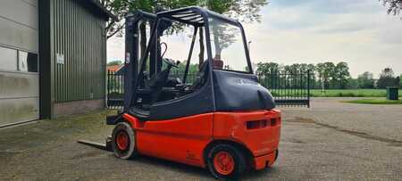 Eléctrico - 4 rodas 1994  Linde E30 (4)
