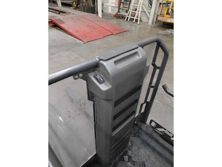 Vertikal ordreplukker 2019  Unicarriers EPM100TVI360 (9)