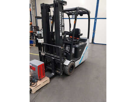 Carrelli elettrici 4 ruote 2020  Unicarriers A2 N1 L18 Q (2)