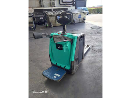 Transpaletas manuales 2022  Mitsubishi PBV20N3 (2)