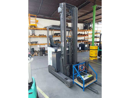 Skjutstativtruck 2015  Unicarriers UMS160DTFVRE725 (2)