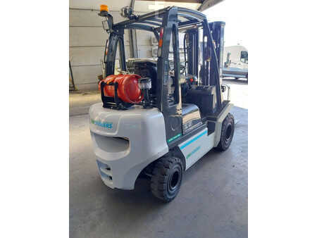 Gasoltruck 2019  Unicarriers U1D2A25LQ (3)