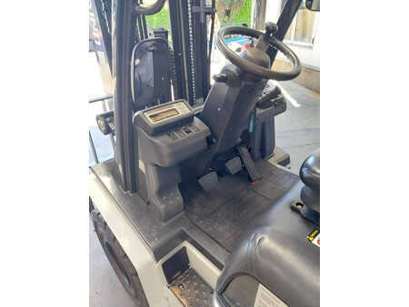 Gasoltruck 2019  Unicarriers U1D2A25LQ (8)