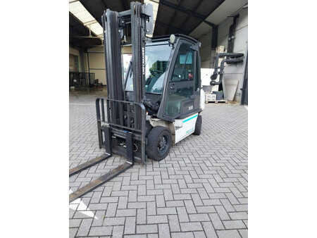 Carrelli elevatori GPL 2019  Unicarriers U1D2A25Q (1)