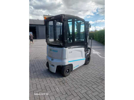 Eléctrica de 4 ruedas 2020  Unicarriers MX 25 (3)