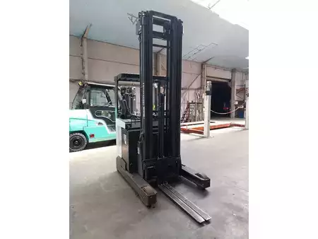 Skyvemast 2016  Unicarriers UMS200DTFV795 (2)