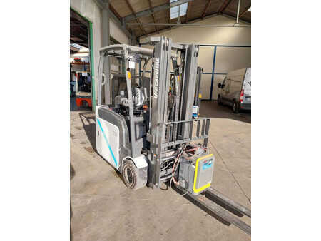 Elektromos 4 kerekű 2020  Unicarriers A2 N1 L18 Q (1)