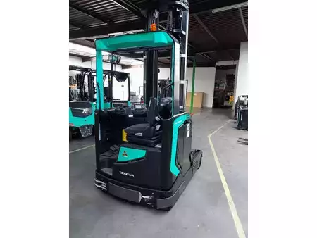 Skyvemast 2023  CAT Lift Trucks NR20N2H (2)