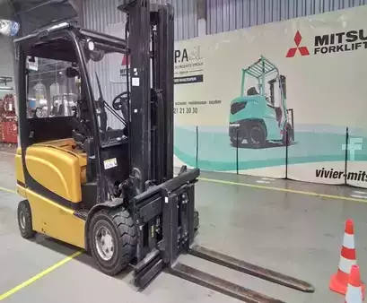 Elektrisk- 4 hjul 2013  Yale ERP30VL (5)