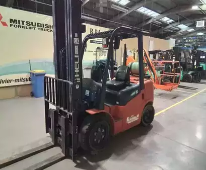 LPG Forklifts 2013  Heli CPYD35 (1)