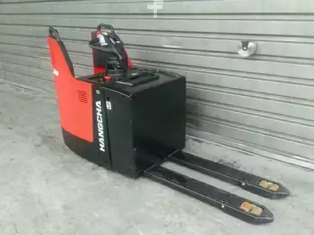 Stacker de condutor em pé 2025  HC (Hangcha) CBD20-AZ3S-SU (20)