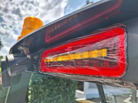 72887_N12419-20.jpg?v=1762590846