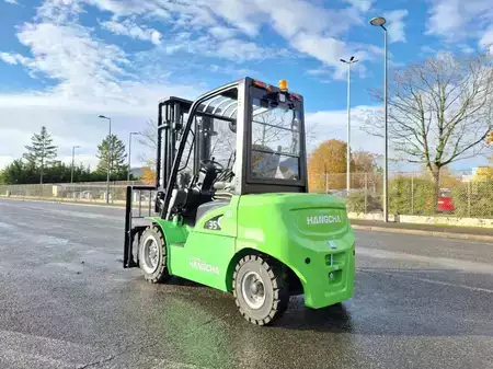Elektro čtyřkolový VZV 2025 HC (Hangcha) XE35Hi (CPD35-XEY2H1-SI) (2)