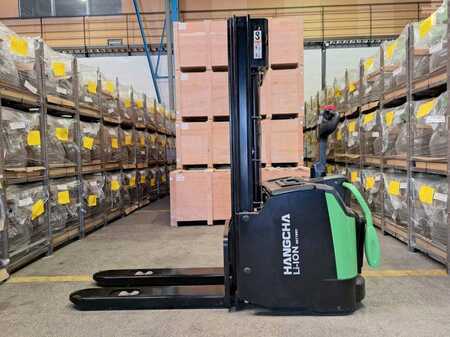 Stacker stå på 2025 HC (Hangcha) CDD16-AC2S-LI (3)