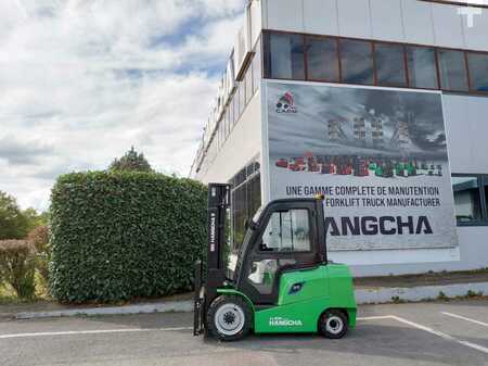 Eléctrica de 4 ruedas 2025 HC (Hangcha) AE30-I (1)