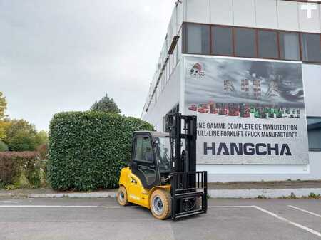 Eléctrica de 4 ruedas 2025 HC (Hangcha) XE30i (CPD30-XEY2-SI) (2)