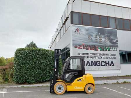 Eléctrica de 4 ruedas 2025 HC (Hangcha) XE30i (CPD30-XEY2-SI) (3)