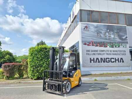 Electric - 4 wheels 2025  HC (Hangcha) XE30i (CPD30-XEY2-SI) (8)