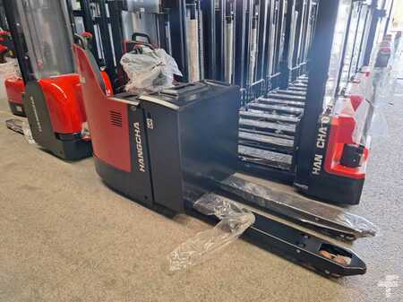 Stacker stå på 2025 HC (Hangcha) CBD20-AC2S-SU (1)