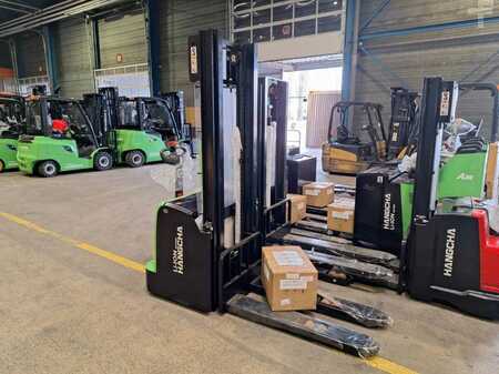 Apilador eléctrico 2025 HC (Hangcha) CDD12-AC2-i (2)