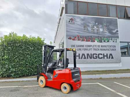 Elektro čtyřkolový VZV 2025 HC (Hangcha) AE25 (1)