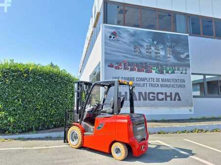 Elektryczne 4-kołowe 2025 HC (Hangcha) AE30 (3)