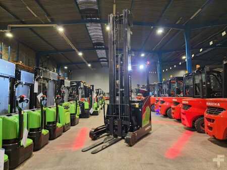 Reach Truck 2025 HC (Hangcha) CQD18-XC5D-SI (1)