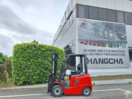 Elektryczne 4-kołowe 2025 HC (Hangcha) AE20C (1)