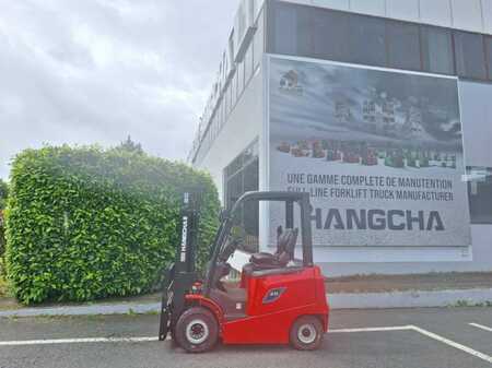 Eléctrica de 4 ruedas 2025 HC (Hangcha) AE20C (1)