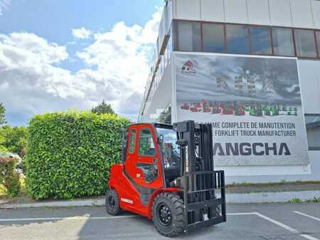 Wózki widłowe diesel 2025 HC (Hangcha) XF50D-2 (CPCD50-X2XH8F) (1)