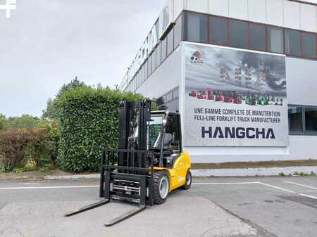 Eléctrica de 4 ruedas 2025 HC (Hangcha) XE40Ci (CPD40-XEXY2-SI) (1)