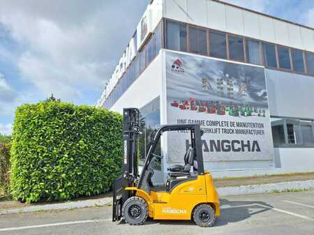 Elektryczne 4-kołowe 2025  HC (Hangcha) XE18i (1)
