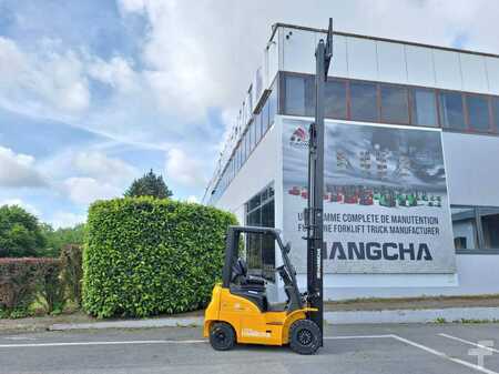 Elektryczne 4-kołowe 2025  HC (Hangcha) XE18i (7)
