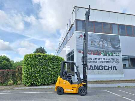 Elektryczne 4-kołowe 2025  HC (Hangcha) XE18i (9)