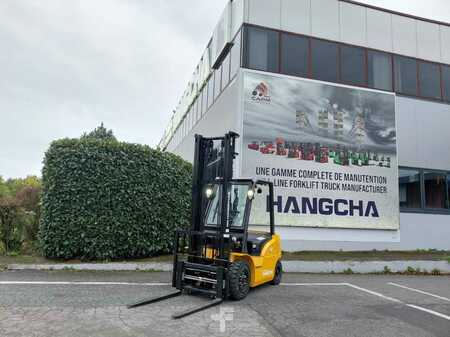 Elektryczne 4-kołowe 2025 HC (Hangcha) XE25i (2)