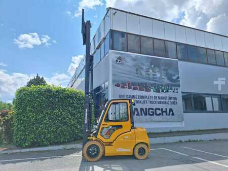 Elektro čtyřkolový VZV 2025  HC (Hangcha) XE35i (CPD35-XEY2HA-SI) (9)