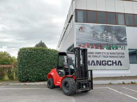 Terrenggående gaffeltruck 2025 HC (Hangcha) TT35-2 (CPCD35-X2W98E-RT2) (1)