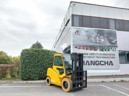 Eléctrica de 4 ruedas 2025 HC (Hangcha) XE50i-500 ( CPD50-XEXY2-SI ) (2)