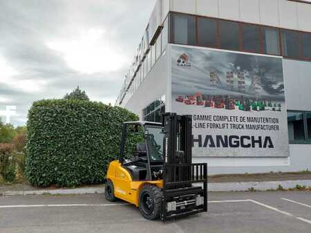 Elektro čtyřkolový VZV 2025 HC (Hangcha) XE40Ci (CPD40-XEXY2-SI) (2)