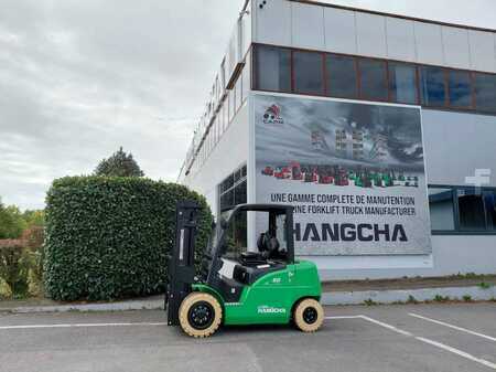 Elektryczne 4-kołowe 2025 HC (Hangcha) XC50i-500 (1)