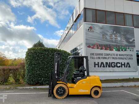 Elektryczne 4-kołowe 2025 HC (Hangcha) XE40Ci (CPD40-XEXY2-SI) (2)