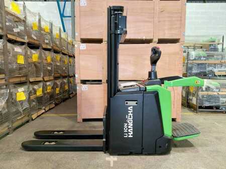 Stacker stå på 2025 HC (Hangcha) CDD16-XT1S-SiL (1)