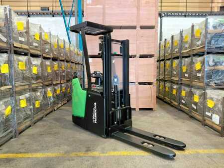 Stacker stå på 2025 HC (Hangcha) CDD16-XT1S-SISU (1)