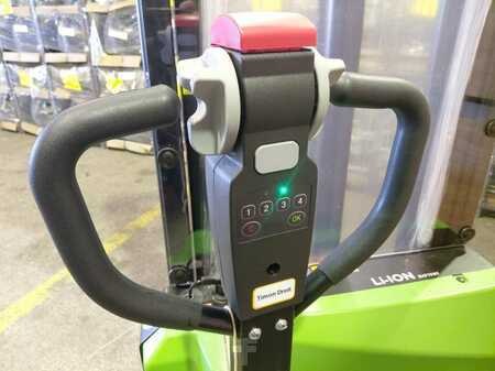 Apilador eléctrico 2025 HC (Hangcha) CDD15-A2MC2-ISZ (1)