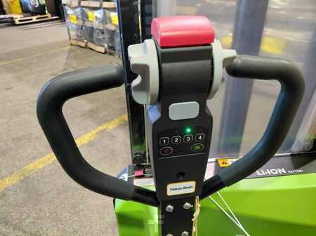 Apilador eléctrico 2025 HC (Hangcha) CDD15-A2MC2-ISZ (3)